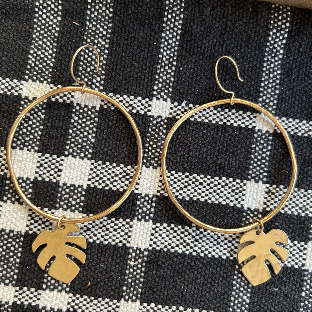 Gold Hoop Earrings with Leaf Charm